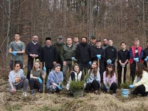 Voluntarii ATOS au participat la o acțiune de împădurire, la Ocolul Silvic Bisericesc Ilișești
