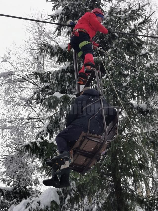 Turiști blocați în telescaunul de la Vatra Dornei