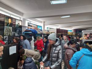 Ajutoare distribuite prin intermediul Magazinului pentru Refugiati, amenajat in Observatorul Astronomic al USV