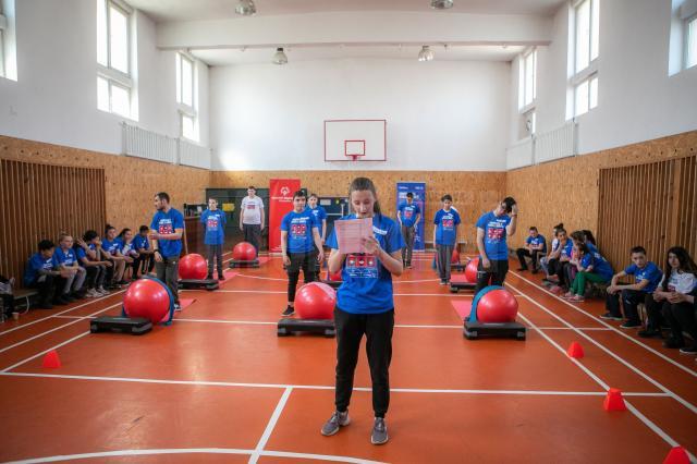 „Campionatul de Fitness și Zâmbete” pentru copii și tineri cu și fără dizabilități intelectuale, la Gura Humorului