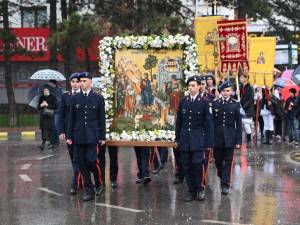 Pelerinaj de Florii pe străzile Sucevei, organizat pentru prima data de Arhiepiscopia Sucevei și Rădăuților 2