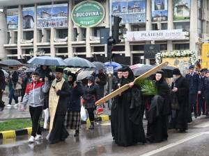 Pelerinaj de Florii pe străzile Sucevei, organizat pentru prima data de Arhiepiscopia Sucevei și Rădăuților 9