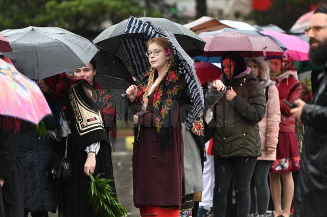 Pelerinaj de Florii pe străzile Sucevei, organizat pentru prima data de Arhiepiscopia Sucevei și Rădăuților 11