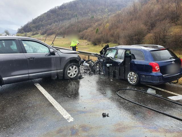 Accidentul rutier care s-a produs sâmbătă după-amiază între Gura Humorului și Bucșoaia