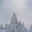 Zăpada în zonele montane are grosimi mari, chiar și de doi metri