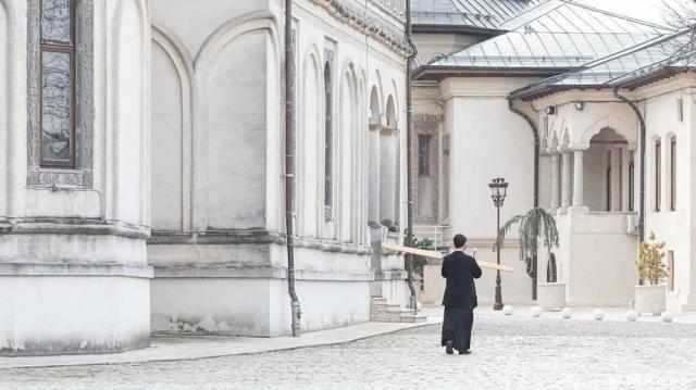 Săptămână a Patimilor şi nu a obiceiurilor lumeşti