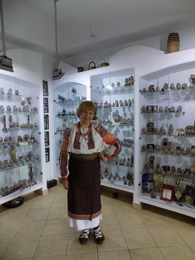 Artista Lucia Condrea, fiică a Moldoviței, este Cetățean de Onoare al acestei comune