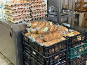 Cantina de Ajutor Social a municipalității sucevene are în prezent 219 beneficiari de hrana caldă, zilnic