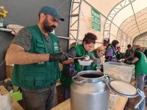 Paște pe timp de război, alături de refugiații din Cernăuți