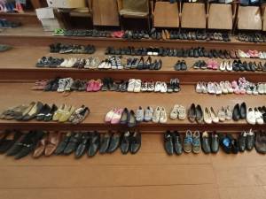 Cinematograf transformat în magazin cu produse gratuite pentru refugiați