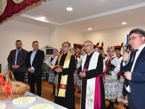 Împărțirea cu oul sfințit, o tradiție poloneză reluată după un an de pauză