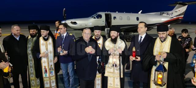 Lumina Sfântă de la Ierusalim a ajuns şi anul acesta la credincioșii ortodocși suceveni