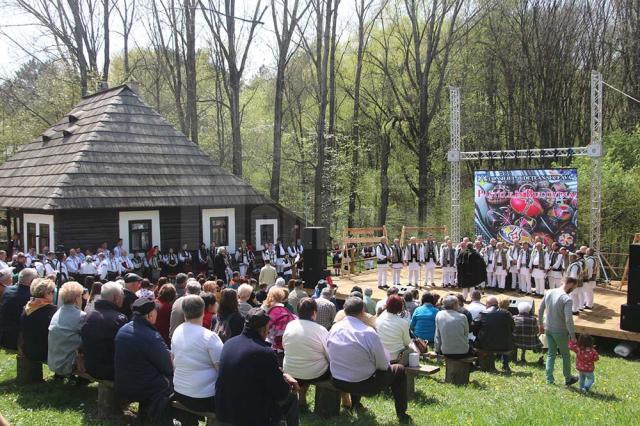Sute de persoane au participat la concertele organizate în cadrul Programului Paștele în Bucovina la Muzeul Satului