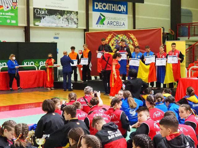 Medalii pentru sportivii fălticeneni la Campionatul Mondial Qwan ki do, copii şi juniori intercluburi