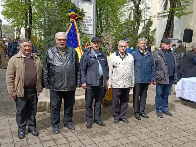 Veterani de război la Monumentul Eroilor din Parcul Central
