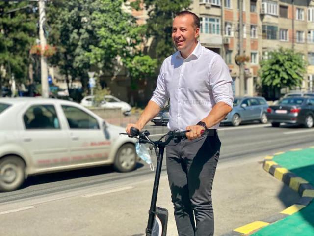 Viceprimarul Lucian Harșovschi a anunțat începerea sezonului de închiriere a trotinetelor electrice