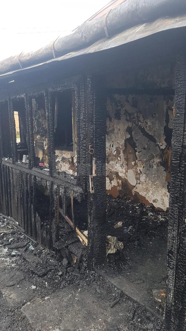 Dezastrul rămas după incendiu