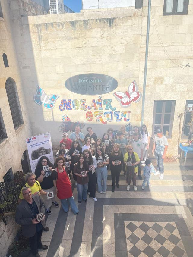 Elevi și profesori de la Colegiul de Artă Suceava, într-un schimb de experiență în Turcia