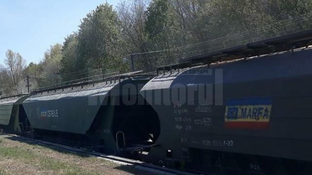 Vagoane românești pentru transport cereale, folosite la transbordarea mărfii din vagoanele de cale largă ucrainene