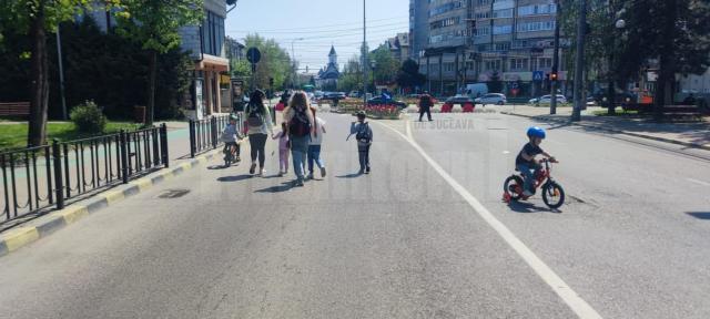 Strada Calea Burdujeni, din zona Parcului Copilului, redevine pietonală în fiecare duminică