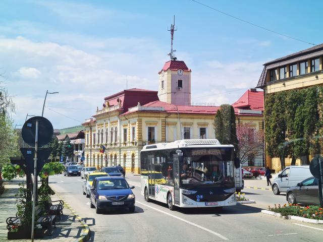 Primăria Gura Humorului a achiziționat mai multe autobuze electrice