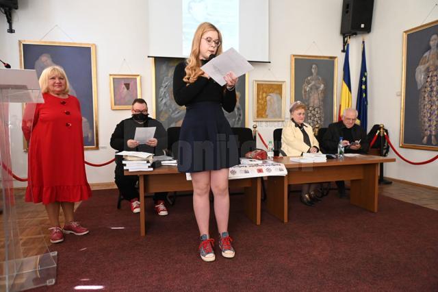 Marele Premiu „Ion Cozmei” a fost obținut de Marinela Tcaci din Siret