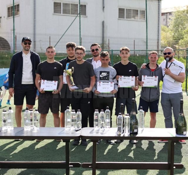 Câștigătorii premiilor individuale au fost premiați de organizatori