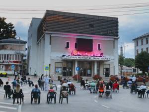 Circulație auto restricționată în centrul Sucevei, în ultima zi a Festivalului de teatru