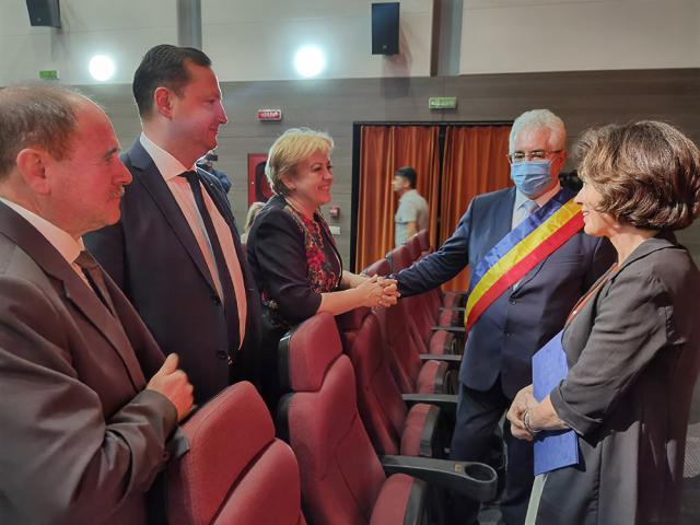 Ambasadorului Franței în România i-a fost înmânat titlul de „Cetățean de onoare al Sucevei”, pe scena TMMVS