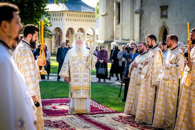 Duminica Vindecării orbului din naștere – la Catedrala Arhiepiscopală din Suceava