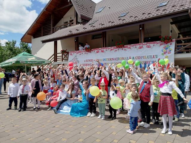 Peste 600 de copii de la școli cu predare în limba polonă au sărbătorit în avans ziua de 1 Iunie