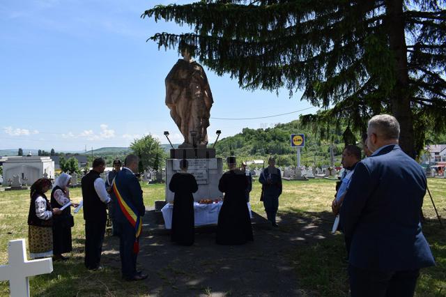 Ziua Eroilor, sărbătorită la Fălticeni