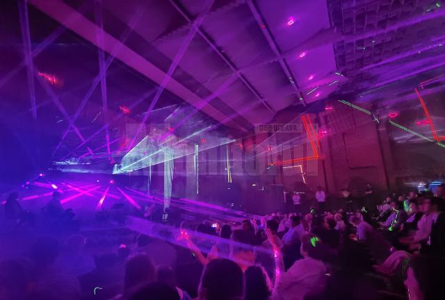 Impresionant show de lasere în cadrul Festivalului internațional „Ciprian Porumbescu” Suceava 2022