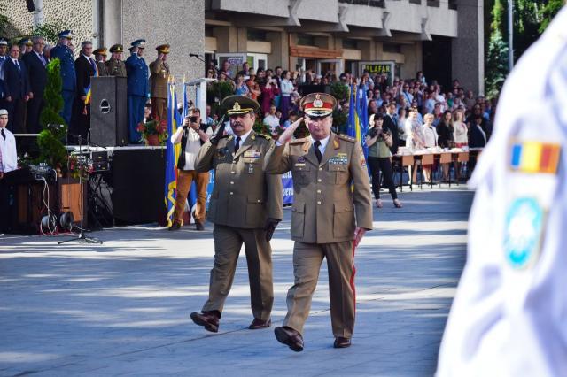 Festivitatea de absolvire a promoției 2022 – Colegiul Militar,  în centrul municipiului Câmpulung Moldovenesc. Foto Laurențiu Sbiera Sorin Băltățescu Larisa Dăscălescu