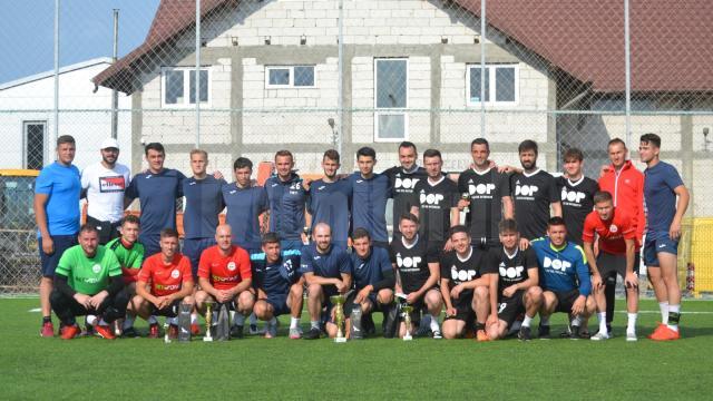 Poza de grup cu echipele laureate la Cupa Voronskaya - Civica