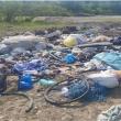 Depozitari de deșeuri pe malul drept al râului Suceava, comuna Satu Mare