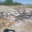 Depozitări de deșeuri pe malul drept al râului Suceava, comuna Bosanci