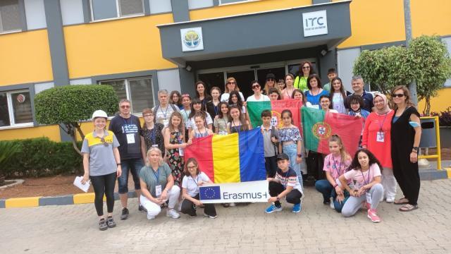 Elevi și profesori ai Școlii Gimnaziale Nr. 4 Suceava, într-o experiență de mobilitate Erasmus+ în Turcia, în proiectul Recycle Today for A Better Tomorrow