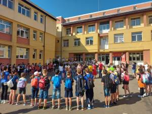 Școala de vară „Cireșarii lui Creangă”, organizată de Școala Gimnazială „Ion Creangă” Suceava