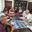 Semnarea contractului de reparații stradale în municipiul Suceava, între primarul Ion Lungu și reprezentanții asocierii de firme