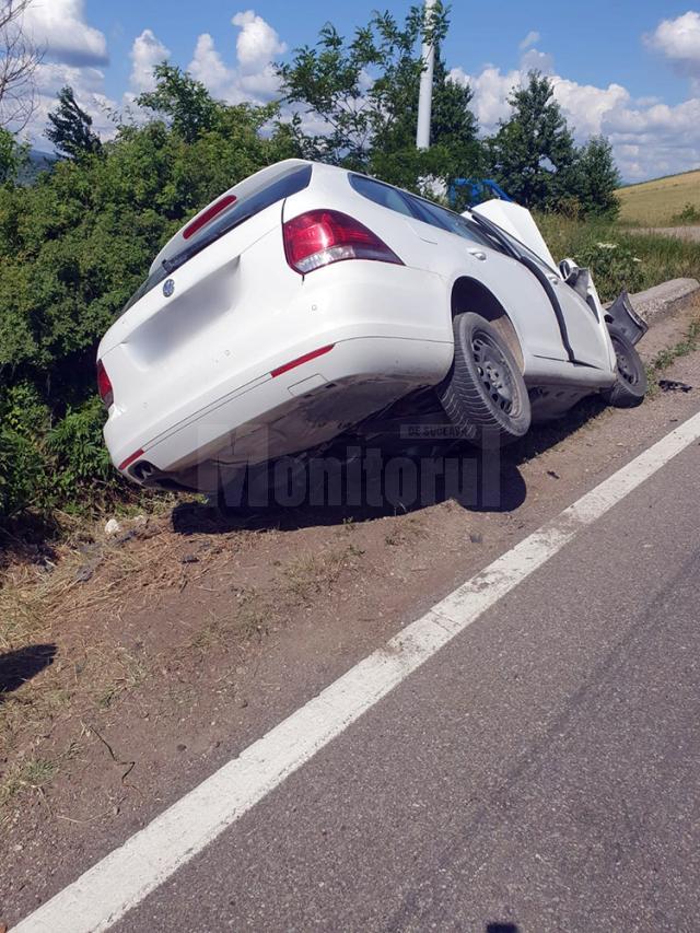 O întreagă familie nenorocită într-un accident la Brăiești: tatăl mort, mama și doi copii în spital