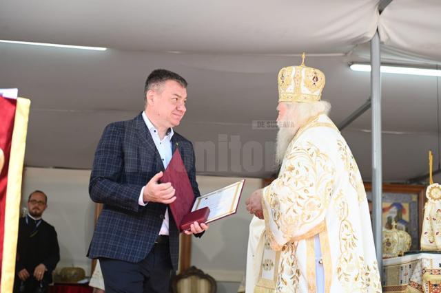 Șase ierarhi au săvârșit Sfânta Liturghie la Mănăstirea „Sf. Ioan cel Nou de la Suceava”, în zi de hram