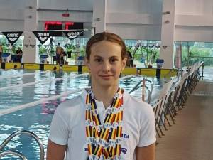 she is Push Obligatory Sport local: Un nou record national si 16 medalii castigate de inotatorii  falticeneni la Campionatul National de cadeti » Monitorul de Suceava - Joi,  30 Iunie 2022