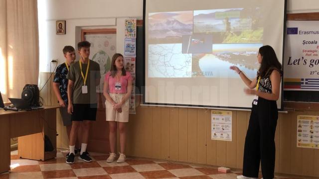 Elevi și profesori din Lituania, Grecia, Portugalia, Slovacia și Turcia la Școala Gimnazială Nr. 4 Suceava, într-o experiență de mobilitate Erasmus+, în cadrul proiectului „Let's go to learn outside !”