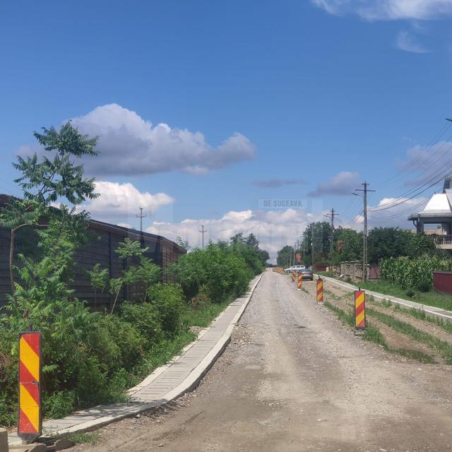 Drumul rămas în șantier de la Liteni (Moara) spre Stroiești