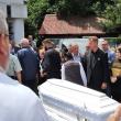 Lacrimi, flori și sute de oameni cu inimi împietrite de durere, la înmormântarea Roxanei Donisan