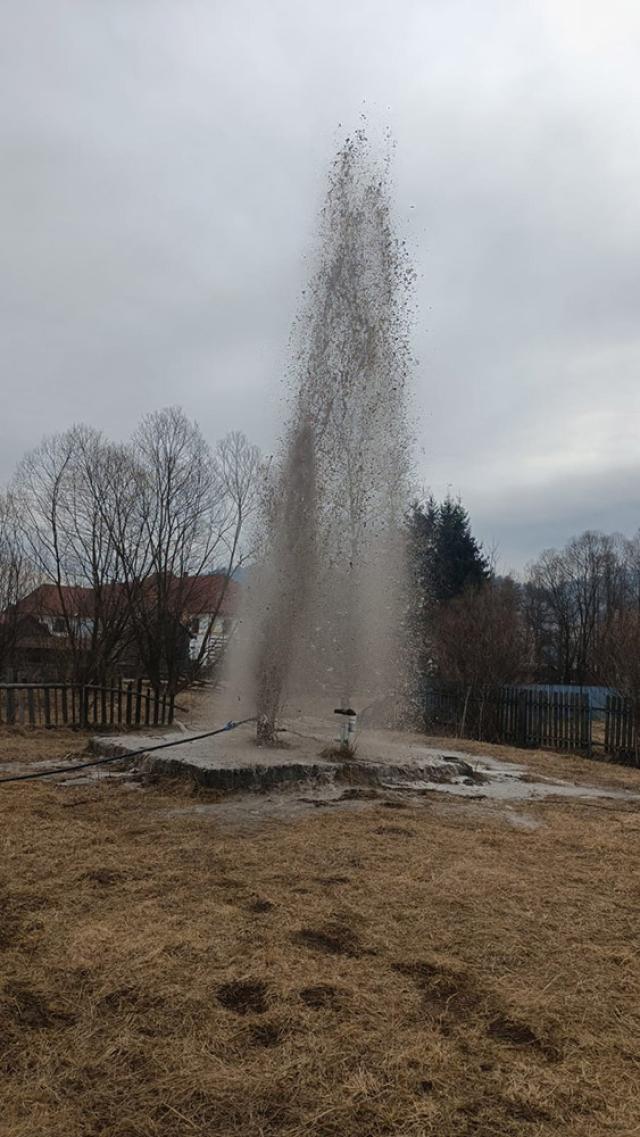 Erupția la apogeu