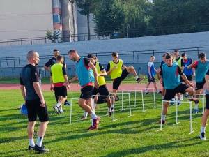 Fotbaliștii de la Șomuz au reluat antrenamentele. Foto Alex Savescu