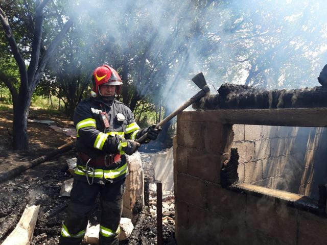 Zi cu șase incendii, din care patru au lăsat în urmă pagube mari și foarte mari