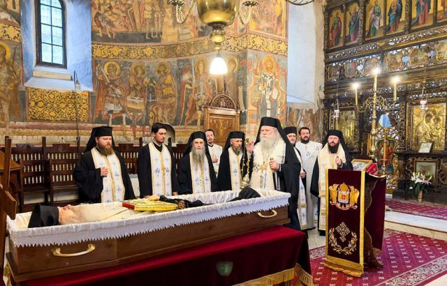 Arhimandritul Grigorie Halciuc, proin-stareț al Mănăstirii „Sfântul Ioan cel Nou de la Suceava”, va fi înmormântat, astăzi, la Mănăstirea Putna